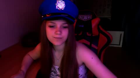 Mari online show from 05/11/26, 04:59