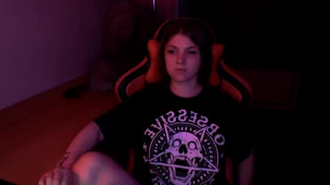 Mari online show from 05/23/26, 07:07