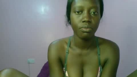 Snapshot of _sweet_gabriella chatting on 10/10/25, 01:48 Gabriella online show from 10/10/25, 01:48