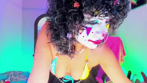 Snapshot of _sweet_kuromi chatting on 09/21/25, 08:27 Kuromi online show from 09/21/25, 08:27