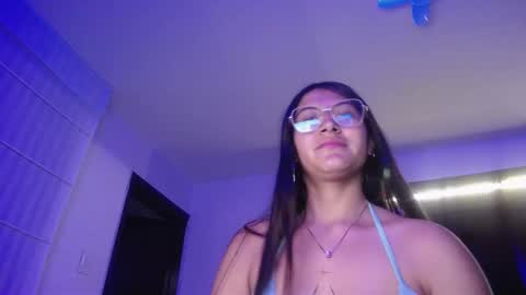 Snapshot of _sweet_lia_ chatting on 02/12/26, 10:05 _sweet_lia_ online show from 02/12/26, 10:05