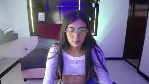 Snapshot of _sweet_lia_ chatting on 03/18/26, 08:01 _sweet_lia_ online show from 03/18/26, 08:01
