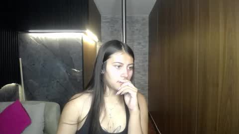 Snapshot of _sweet_lia_ chatting on 04/21/26, 07:28 _sweet_lia_ online show from 04/21/26, 07:28