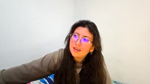 Snapshot of _sweet_melodyy chatting on 01/16/26, 01:20 _sweet_melodyy online show from 01/16/26, 01:20