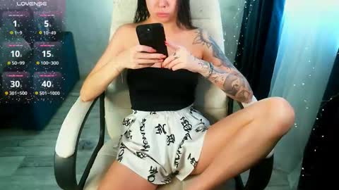 Milana   welcome to my world  online show from 01/15/26, 08:08