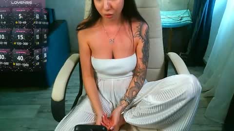 Milana   welcome to my world  online show from 03/27/26, 06:41