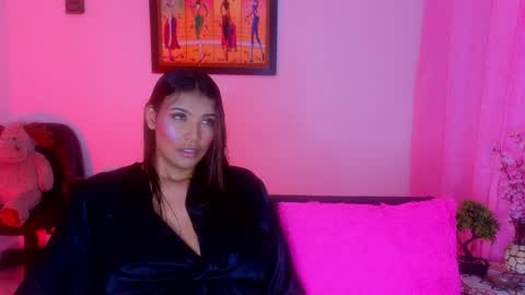 Snapshot of _sweet_vict0ria1 chatting on 03/17/26, 02:05 0900 p.m a 0500 a.m Colombia time UTC -5 online show from 03/17/26, 02:05