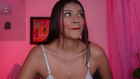 Snapshot of _sweet_vict0ria1 chatting on 04/20/26, 02:03 0900 p.m a 0500 a.m Colombia time UTC -5 online show from 04/20/26, 02:03