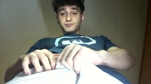 Snapshot of _sweetmoses_ chatting on 05/14/26, 12:12 SweetMoses online show from 05/14/26, 12:12