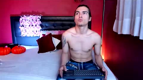    online show from 10/14/25, 02:29