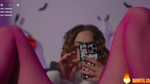 Snapshot of _taylor_swift chatting on 11/06/25, 11:11 Taylor online show from 11/06/25, 11:11