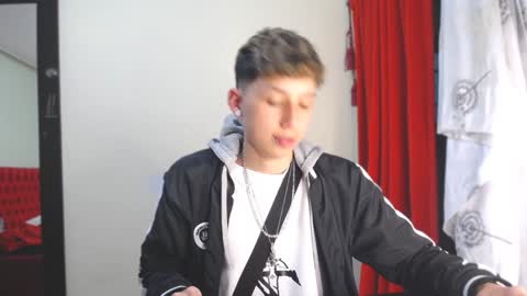 Thomas online show from 01/08/25, 02:46