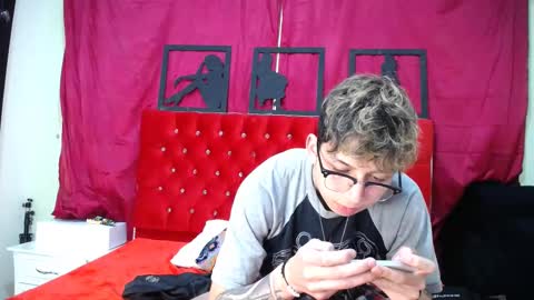 Thomas online show from 02/15/25, 05:19