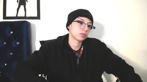 Thomas online show from 10/22/25, 04:46