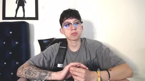 Thomas online show from 10/29/25, 01:19