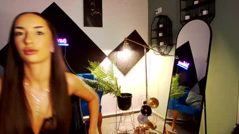 _tiffany_west online show from 05/21/26, 04:52