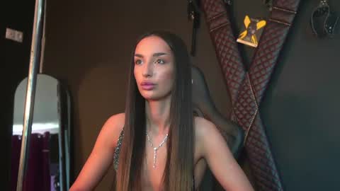 _tiffany_west online show from 06/11/26, 05:05