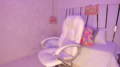 Rousse  online show from 12/11/24, 07:14