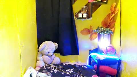 Snapshot of _urbabypam chatting on 02/22/25, 04:51 Urjerick online show from 02/22/25, 04:51