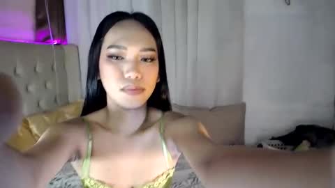 Snapshot of _ursweetapple_ chatting on 12/10/24, 07:11 MS. apple online show from 12/10/24, 07:11