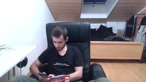 Vlad online show from 10/28/25, 12:25