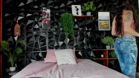 _valentina_69 online show from 10/23/25, 02:16