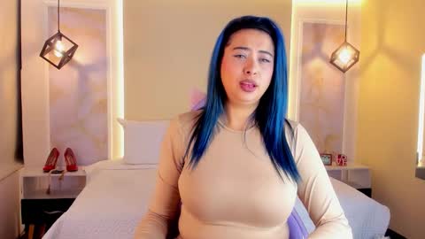 _valeryboobs_ online show from 11/12/25, 12:16