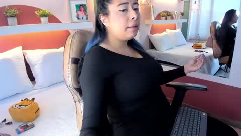 _valeryboobs_ online show from 05/27/26, 01:41