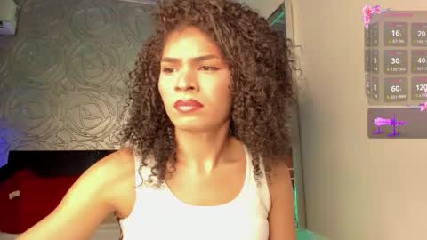 Snapshot of _vennuss_ chatting on 11/30/25, 03:54 Venus online show from 11/30/25, 03:54