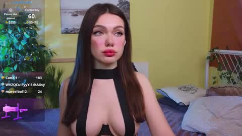 Vickie online show from 12/30/24, 03:14