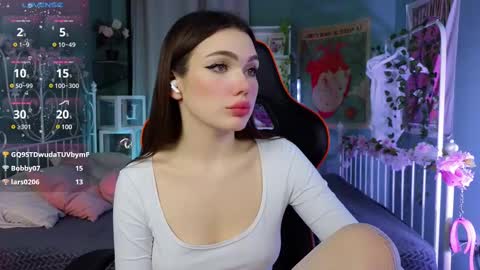 Vickie online show from 02/20/25, 03:34