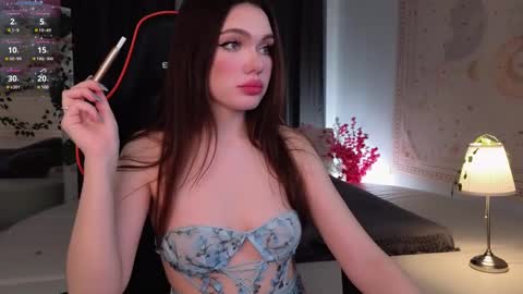 Vickie online show from 02/26/25, 08:54