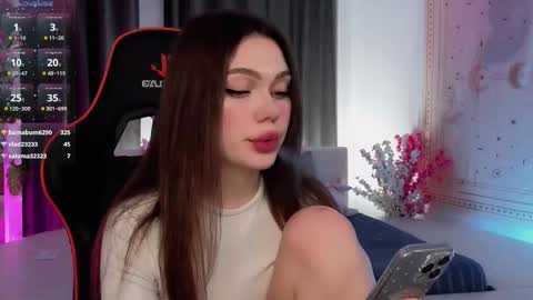 Vickie online show from 03/11/25, 03:26