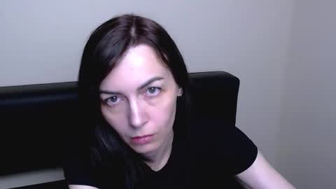 Vio online show from 06/10/26, 04:39
