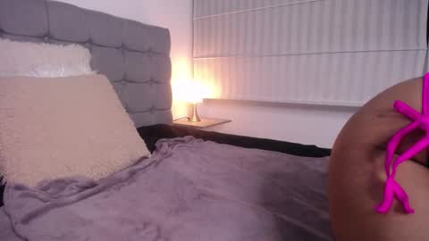 _violet_king_ online show from 09/10/25, 02:39