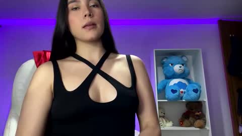 Fernanda  online show from 10/25/25, 05:59