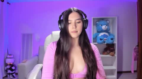 Fernanda  online show from 11/06/25, 07:31