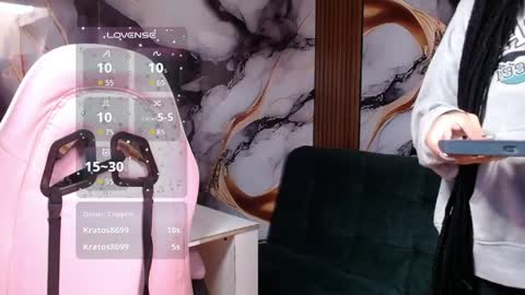 Snapshot of _weird_sativa chatting on 04/23/26, 12:29 _weird_sativa online show from 04/23/26, 12:29