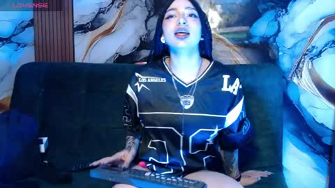 Snapshot of _weird_sativa chatting on 04/25/26, 07:00 _weird_sativa online show from 04/25/26, 07:00