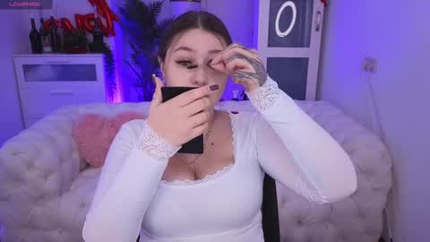 Wendy online show from 02/12/25, 01:48