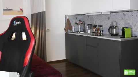 Kristina online show from 09/25/25, 10:52