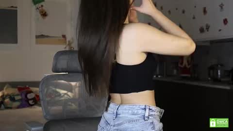 Kristina online show from 12/17/25, 12:22