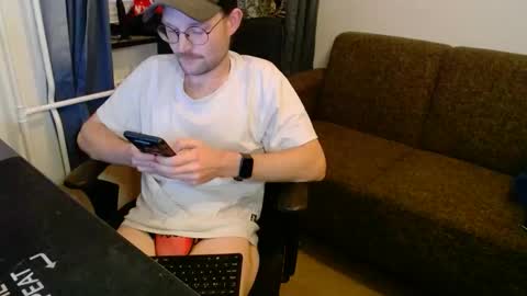 _whoisthatguy_ online show from 11/06/25, 03:46