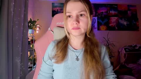 Enni online show from 09/26/25, 06:28