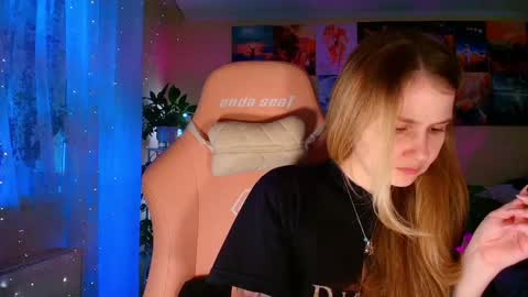 Enni online show from 12/16/25, 07:35