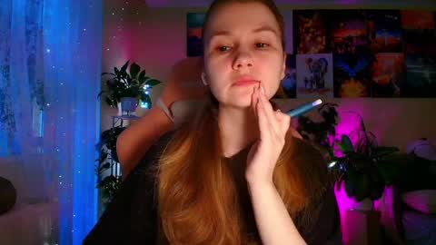 Snapshot of _witch__ chatting on 12/17/25, 07:47 Enni online show from 12/17/25, 07:47