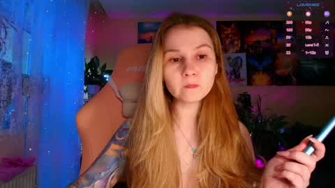 Snapshot of _witch__ chatting on 01/10/26, 07:32 Enni online show from 01/10/26, 07:32
