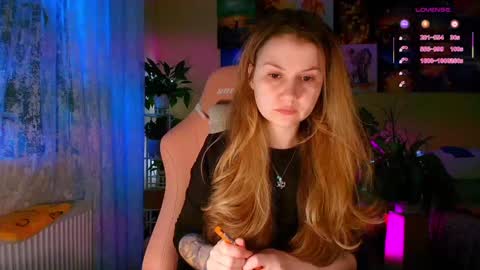 Snapshot of _witch__ chatting on 02/18/26, 07:37 Enni online show from 02/18/26, 07:37