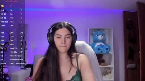 Luisa  online show from 06/05/26, 07:03