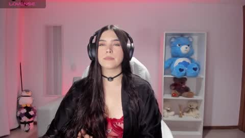 Luisa  online show from 06/08/26, 04:35